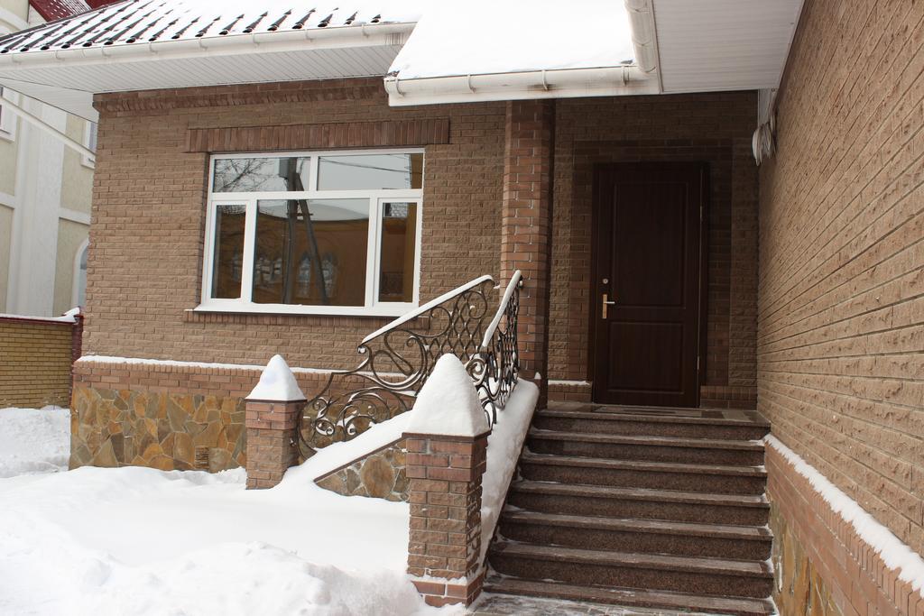 Отель Barin House Сумы Экстерьер фото