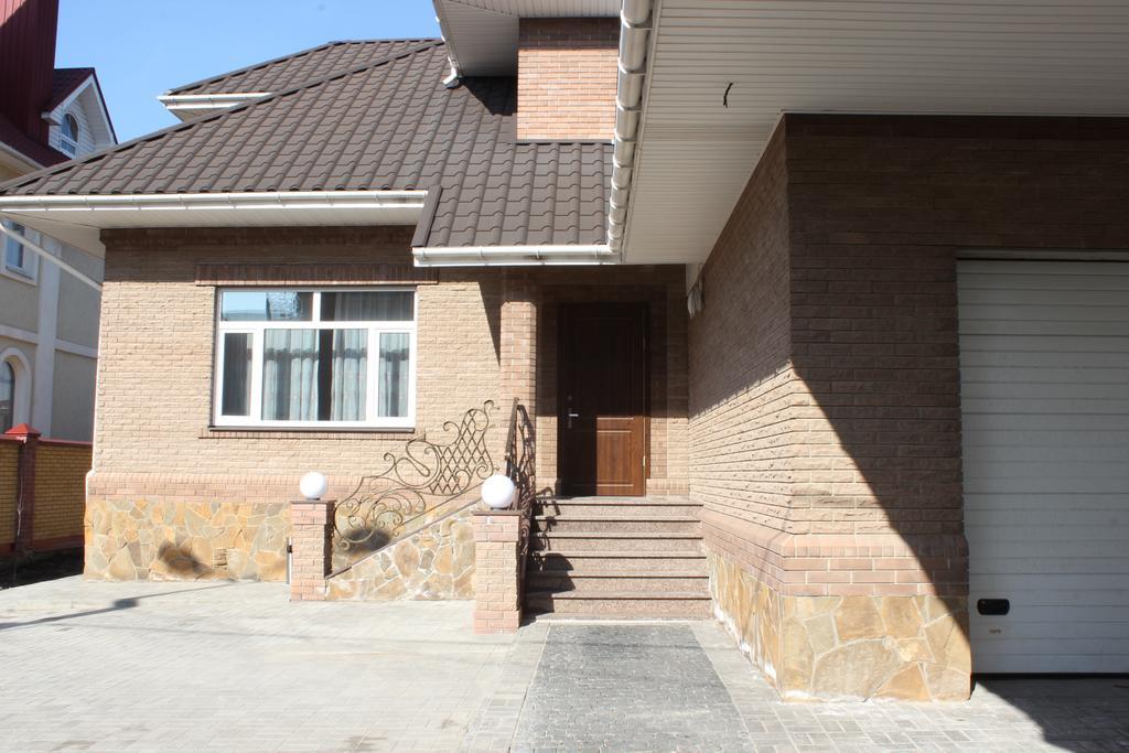 Отель Barin House Сумы Экстерьер фото