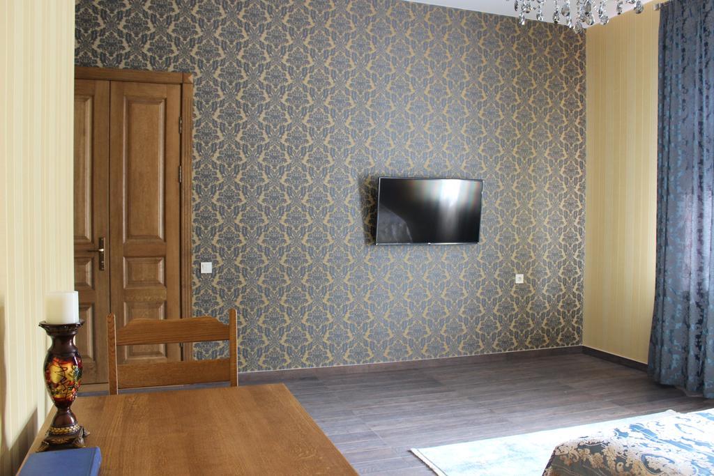 Отель Barin House Сумы Экстерьер фото