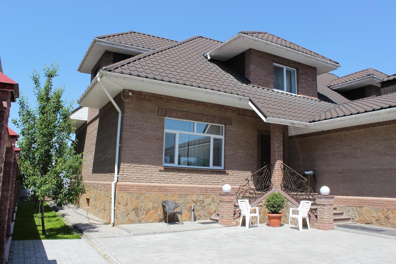 Отель Barin House Сумы Экстерьер фото